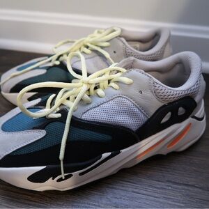 Yeezy Boost 700 Wave Runner